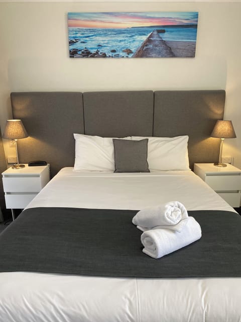 Superior Suite  | Iron/ironing board, free WiFi, bed sheets