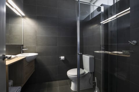 Standard Studio | Bathroom | Shower, towels