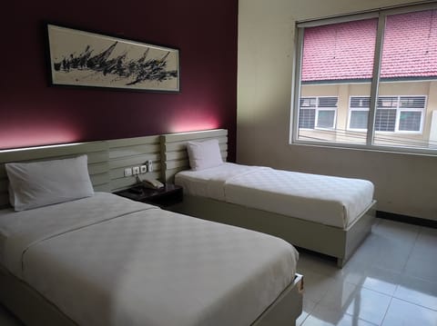 Deluxe Room | Free WiFi, bed sheets