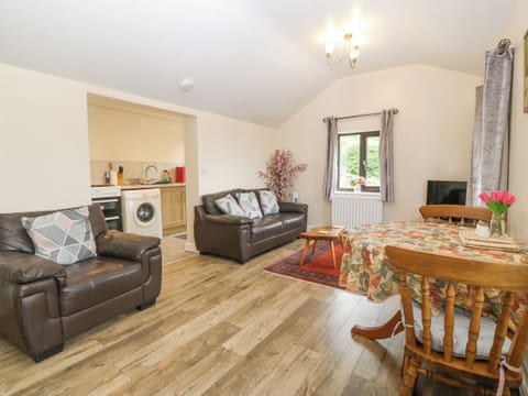 Cottage | Living area