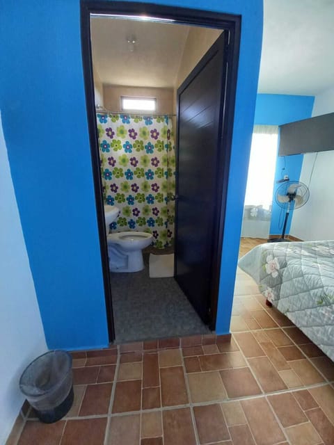 Room, 1 Bedroom, Terrace, City View | Bathroom amenities