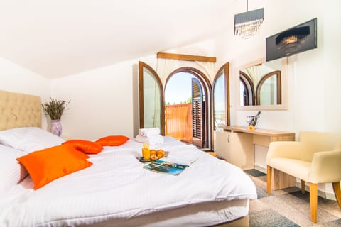 Standard Double or Twin Room | In-room safe, individually decorated, individually furnished