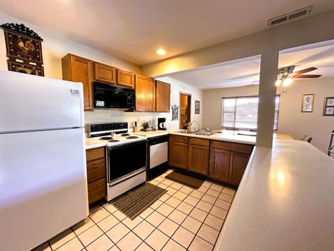 Family Apartment | Private kitchen