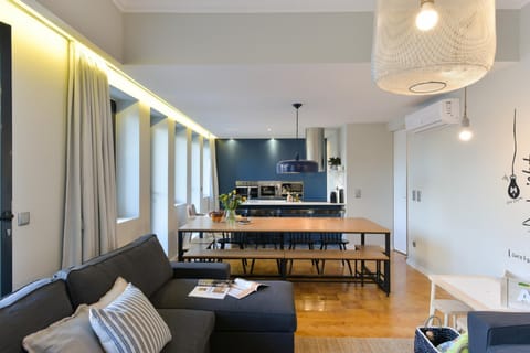 Apartment | 5 bedrooms, WiFi