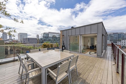 No.1 Treveris Street by Stayo | Terrace/patio