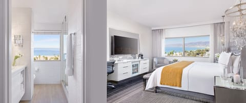 Panoramic Room, 1 King Bed | Egyptian cotton sheets, premium bedding, down comforters, pillowtop beds