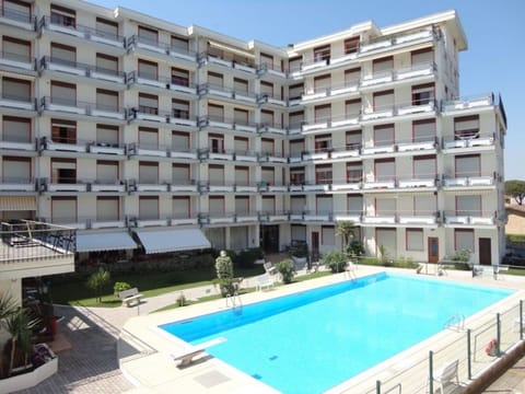 Apartment, 1 Bedroom | Pool | Outdoor pool