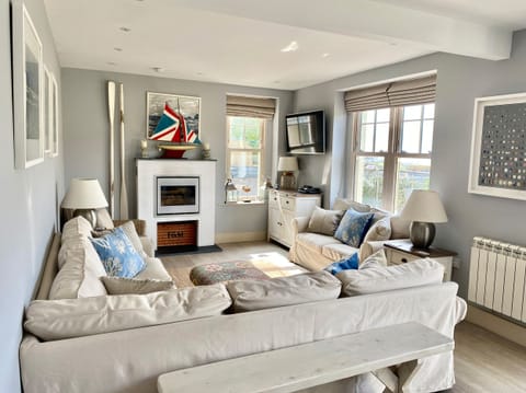 Cottage | Living area | DVD player