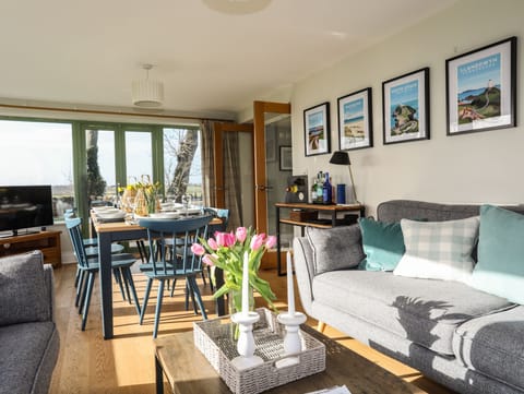 Cottage | Living room