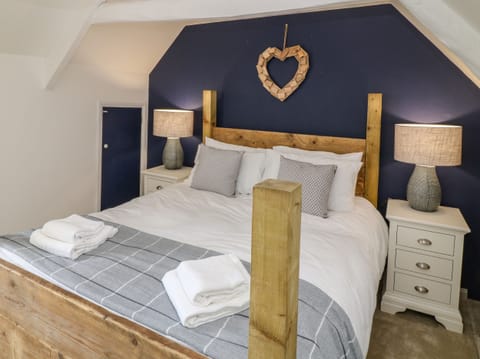 Cottage | 3 bedrooms, individually decorated, individually furnished, free WiFi