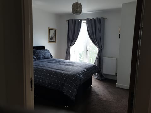 Apartment | 2 bedrooms, iron/ironing board, free WiFi, bed sheets