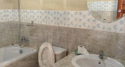 Free toiletries, towels