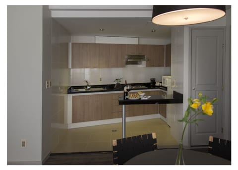 Suite, 2 Bedrooms | Private kitchen | Coffee/tea maker