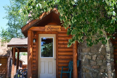 Cabin, 1 Bedroom (Spruce @ Wildwood - Not Pet Friendly) | Iron/ironing board, free WiFi, bed sheets