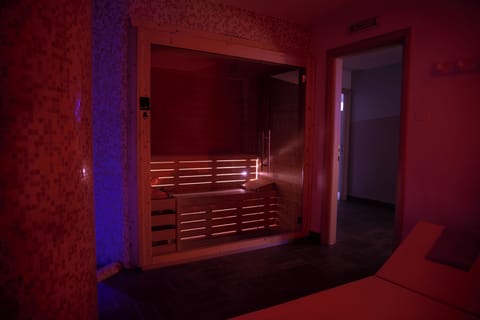 Sauna, spa tub, steam room, Turkish bath, body treatments