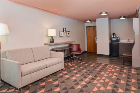 Suite, 1 Bedroom | In-room safe, desk, iron/ironing board, free cribs/infant beds