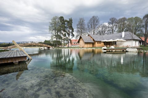 Indoor pool, seasonal outdoor pool, sun loungers