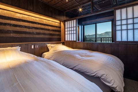 Modern Japanese Style Room, Asama - Main Building | 7 bedrooms, premium bedding, down comforters, pillowtop beds