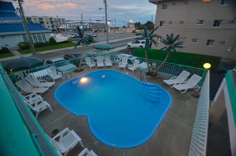 2 Double Beds, Parking Area View | Private pool