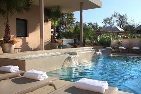 Seasonal outdoor pool, sun loungers