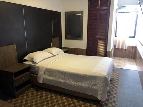 Standard Room | Free WiFi, bed sheets