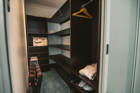 Grand Suite | Down comforters, minibar, in-room safe, desk