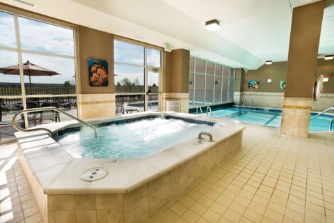 Indoor pool, outdoor pool