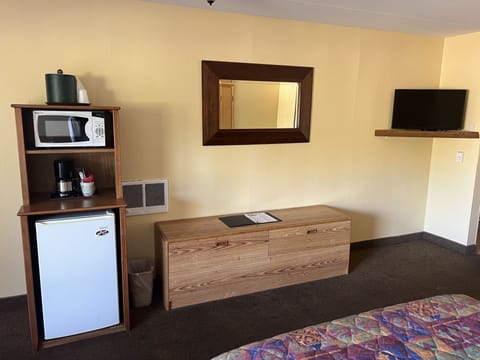 Standard Double Room, 2 Queen Beds | Laptop workspace, free WiFi, bed sheets