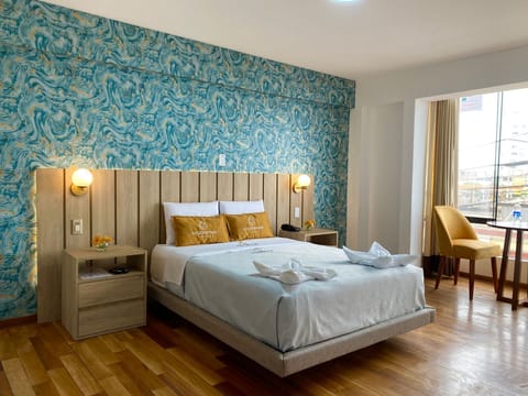 Superior Double Room, 1 Queen Bed, Partial Sea View | Down comforters, in-room safe, free WiFi, bed sheets