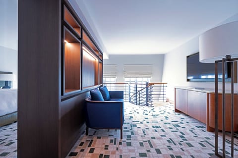 Suite, 1 King Bed | Premium bedding, minibar, in-room safe, desk