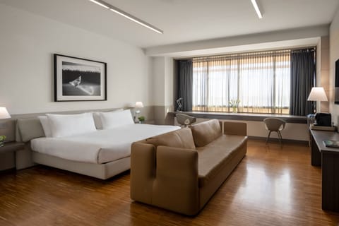 Junior Suite Double with Sofa Bed | Minibar, in-room safe, individually furnished, desk