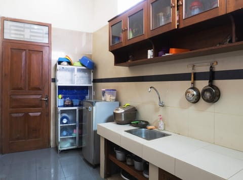 Shared kitchen facilities