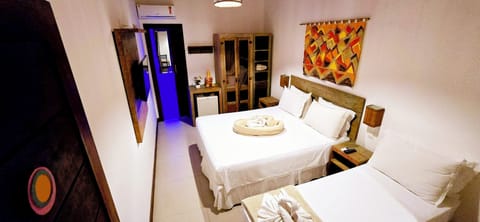 Standard Triple Room | Minibar, free WiFi, bed sheets