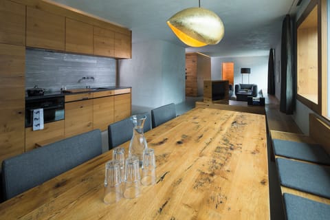 Superior Apartment, 4 Bedrooms (incl. Cleaning & Bedding Fee) | Private kitchen | Electric kettle, eco-friendly cleaning products