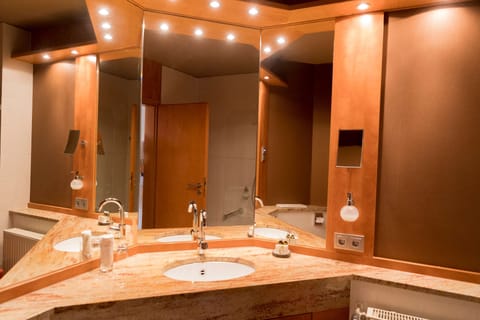 Free toiletries, hair dryer, bathrobes, slippers