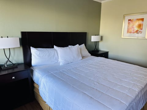 Standard Room | Free WiFi, bed sheets