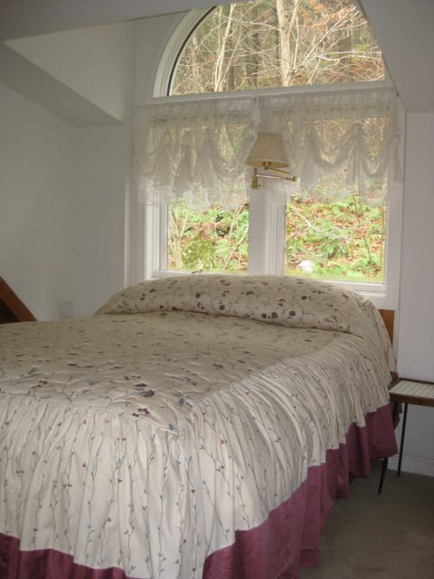 Queen Room with View | 2 bedrooms, down comforters, pillowtop beds, individually decorated