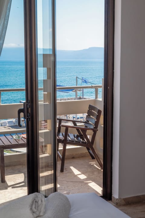 Classic Triple Room | Terrace/patio