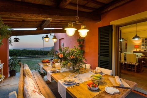 Villa | 4 bedrooms, WiFi