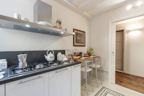 Apartment | 5 bedrooms, WiFi