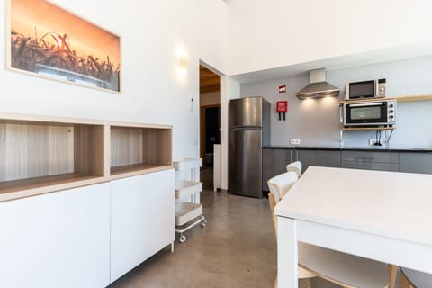 Family Studio Suite | Private kitchen