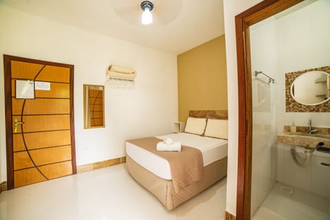 Deluxe Double Room | Free WiFi, bed sheets