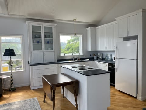 Panoramic Suite, Kitchen, Ocean View | Private kitchen