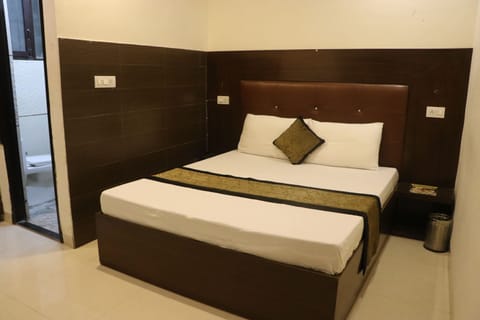 Executive Room | Free WiFi