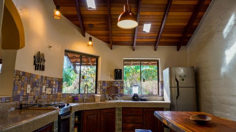 Casa Arara | Private kitchen | Fridge, espresso maker, toaster, coffee grinder