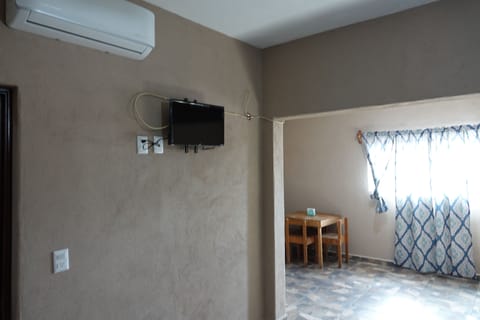 Comfort Room | Soundproofing, iron/ironing board, free WiFi, bed sheets