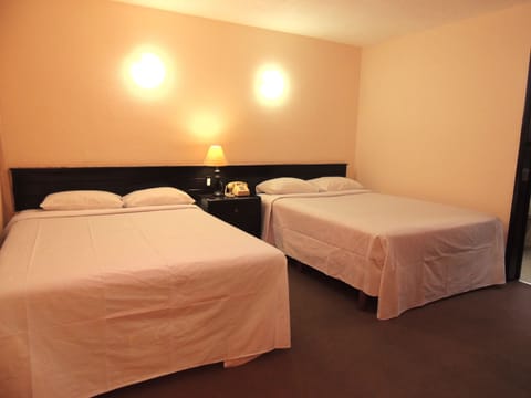 Standard Double Room | Free WiFi, bed sheets