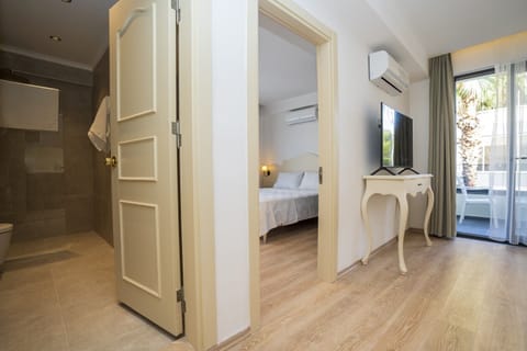 Deluxe Apartment | Egyptian cotton sheets, premium bedding, Select Comfort beds, free WiFi