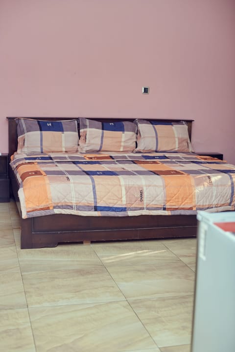 Comfort Double Room | Iron/ironing board, WiFi, bed sheets