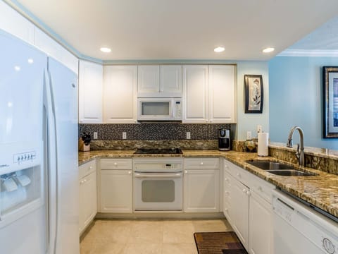 Condo, Multiple Beds, Balcony, Ocean View (#1007 - No Pets Allowed) | Private kitchen | Fridge, microwave, oven, stovetop